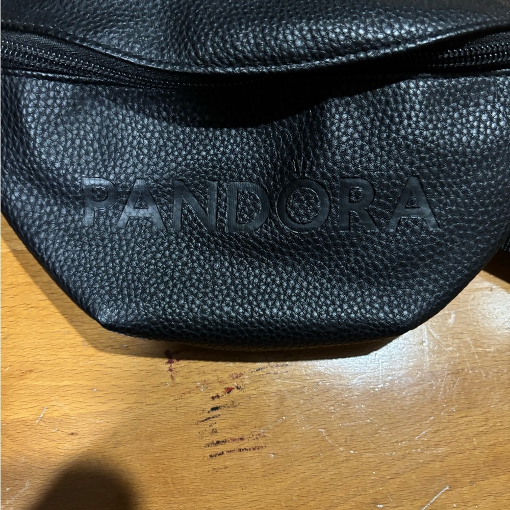 Pandora Black Belt Bag New no tags - Picture 2 of 7